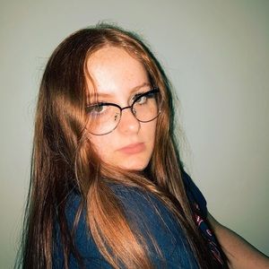 This account isn’t working so y’all go follow me on my new one @makyaward32